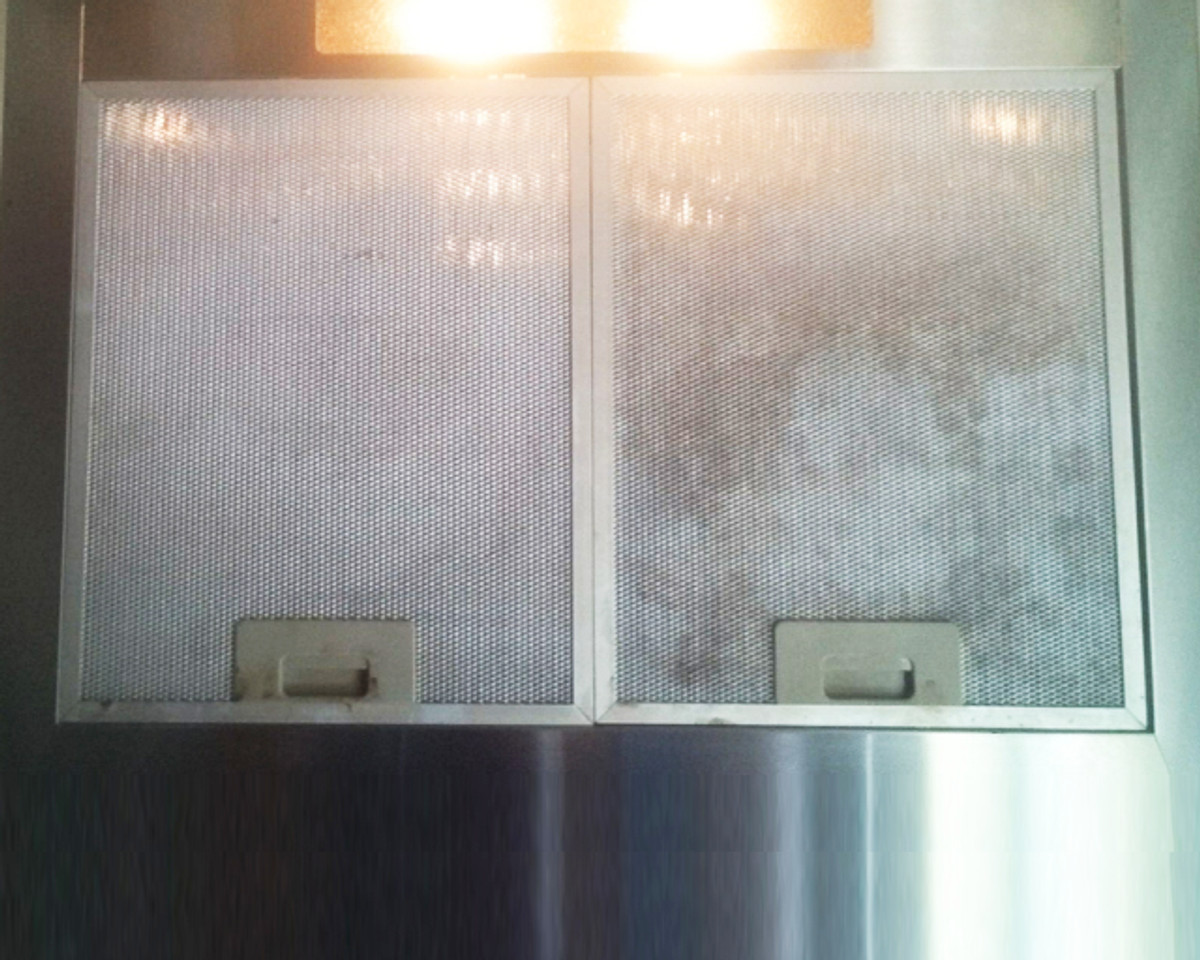 Extractor hood filters
